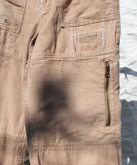 around00s corduroy tech pants made in china