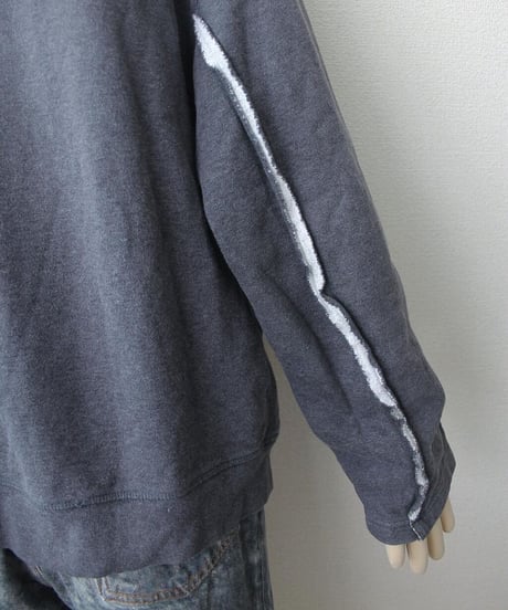 late00s-early10s 🐺🩸 zip-up hoodie made in china