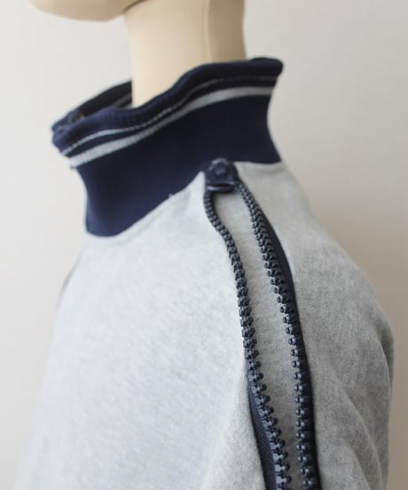 around10s 🌫️⛓️🪬 zip-up sweatshirt made in china