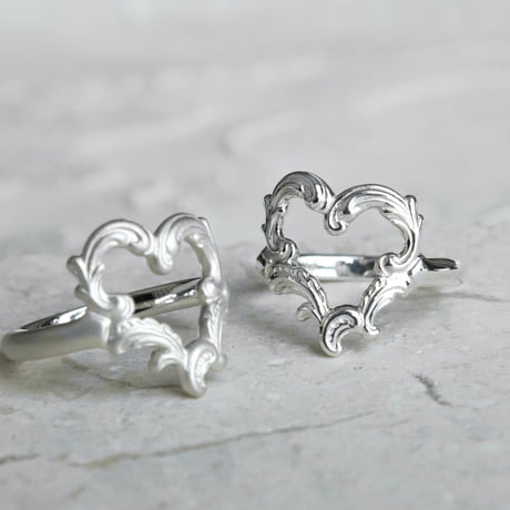 ［SV925］rocaille open heart ring