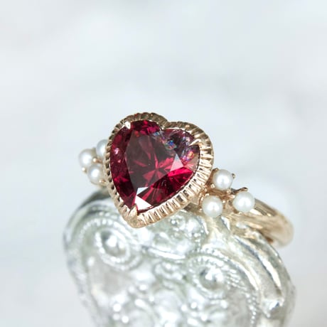 lady pearl heart ring