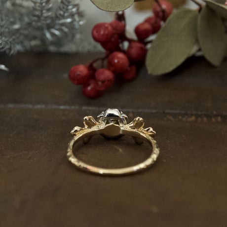romantic bloom sphene ring