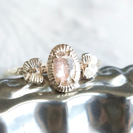 little guardians oregon sunstone ring -oval-