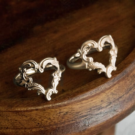 ［K10］rocaille open heart ring