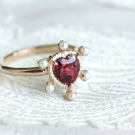 lady pearl heart ring