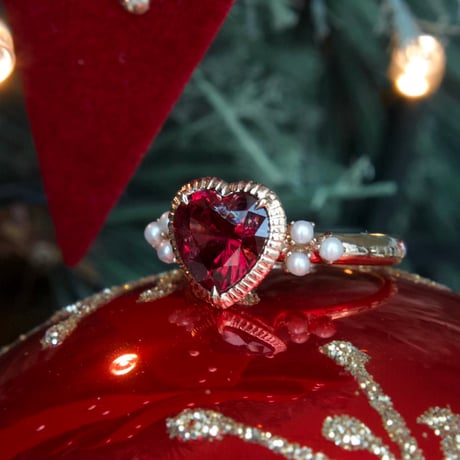 lady pearl heart ring