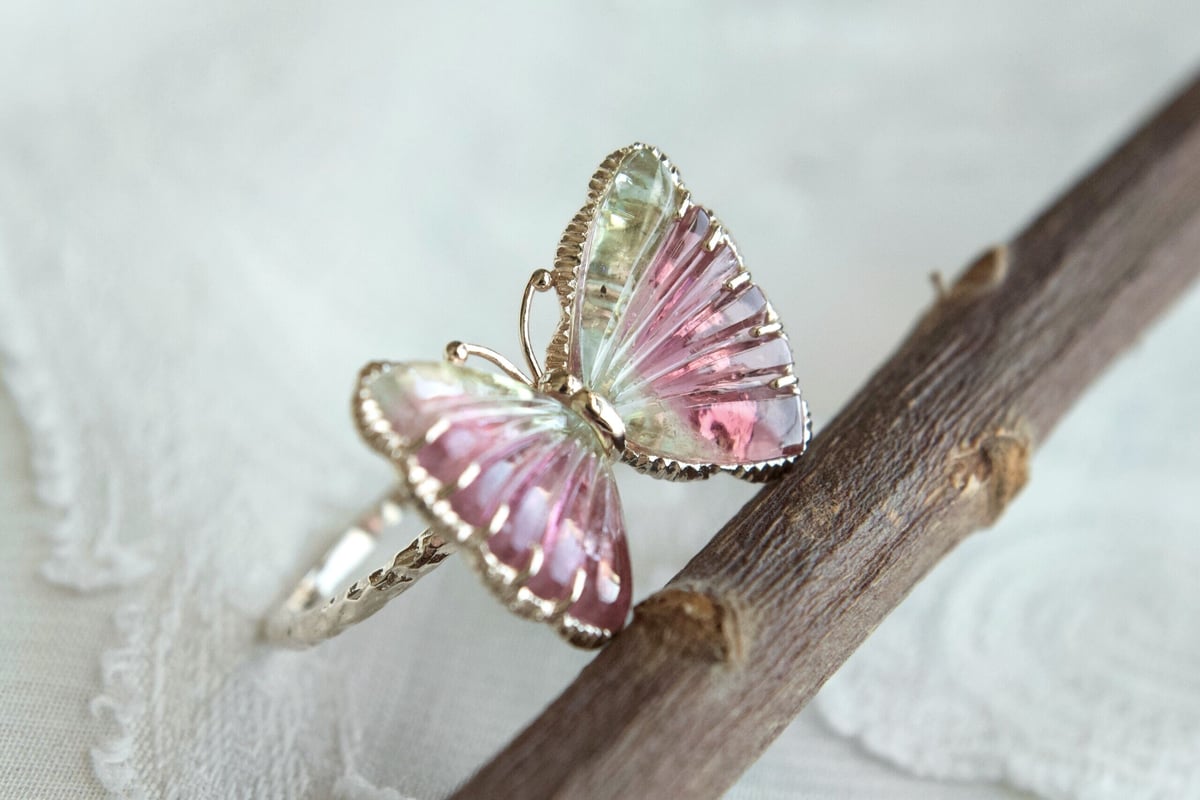 watermelon butterfly carving ring -large- | gisele