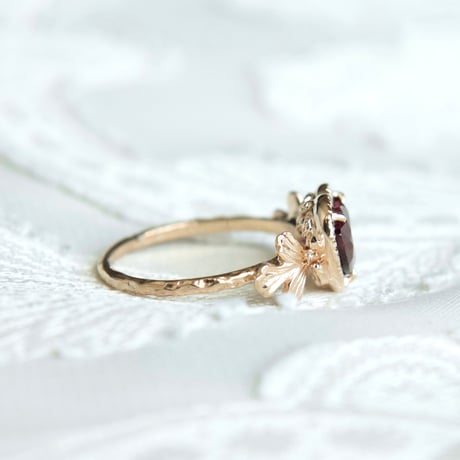 admired heart ring -M-