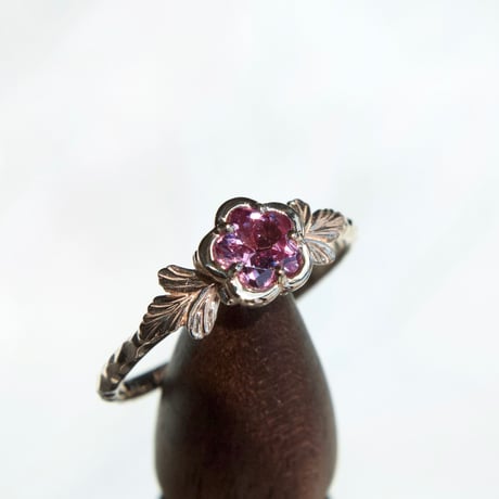 flower garnet ring -M-