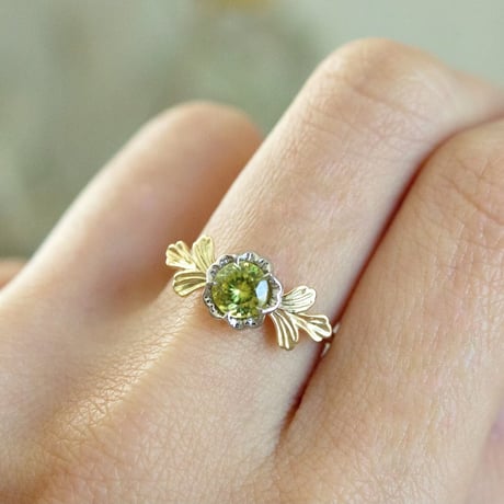 romantic bloom sphene ring