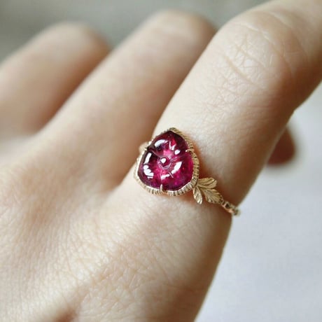 tourmaline flower carving ring