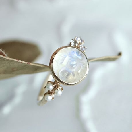 hydrangea labradorite ring