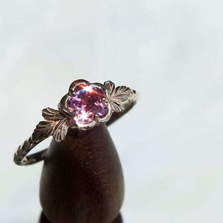 flower garnet ring -M-