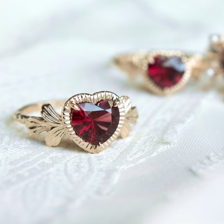 admired heart ring -M-