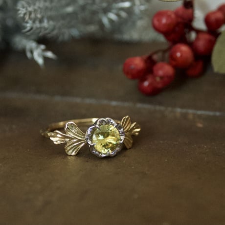 romantic bloom sphene ring