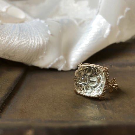 romantic grass green amethyst ring