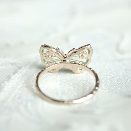 green tourmaline butterfly carving ring