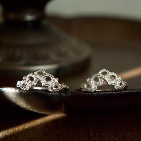［K10］arabesque tiara ring
