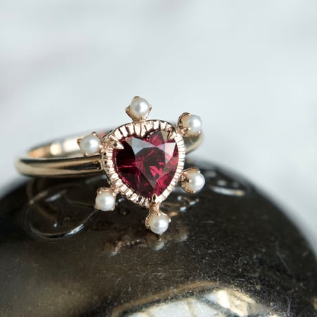 lady pearl heart ring