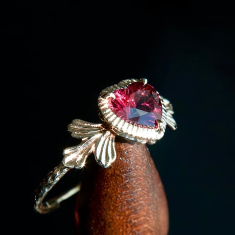 admired heart ring -M-