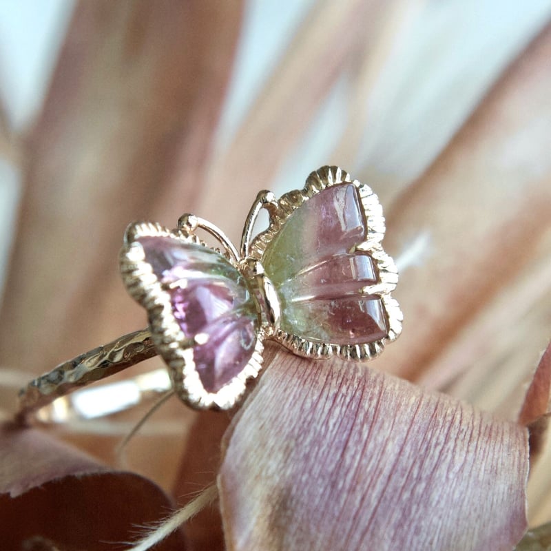 watermelon butterfly carving ring | gisele