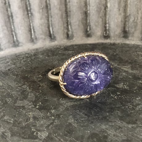 rainy flower tanzanite carving ring