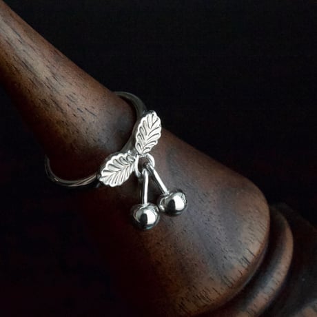 ［K10］cherry branch ring