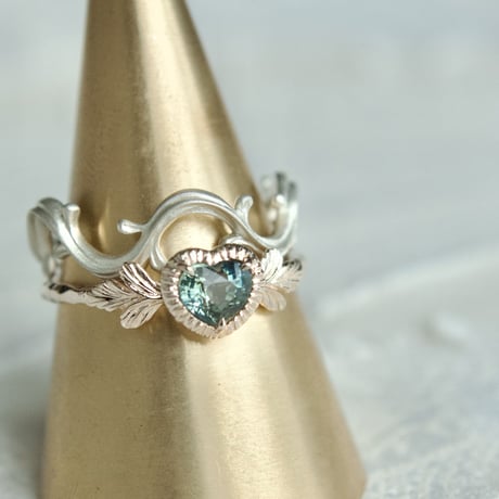 ［Pt900］wavy arabesque ring