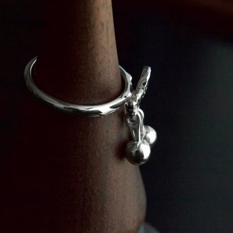 ［Pt900］cherry branch ring