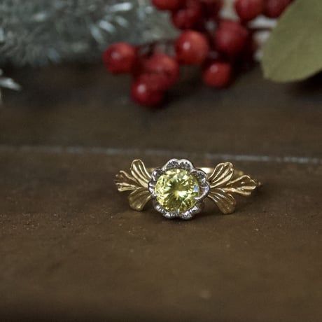 romantic bloom sphene ring