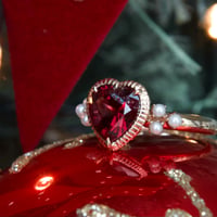 lady pearl heart ring