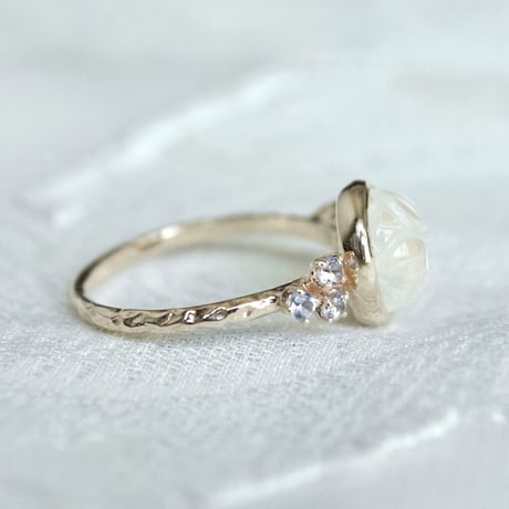 hydrangea labradorite ring