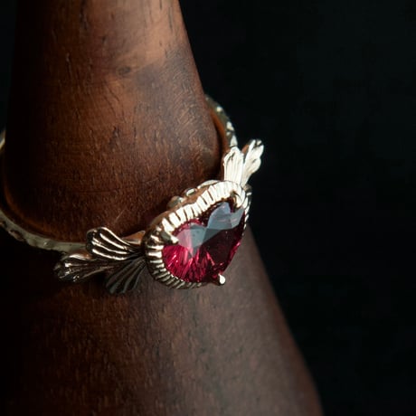 admired heart ring -M-