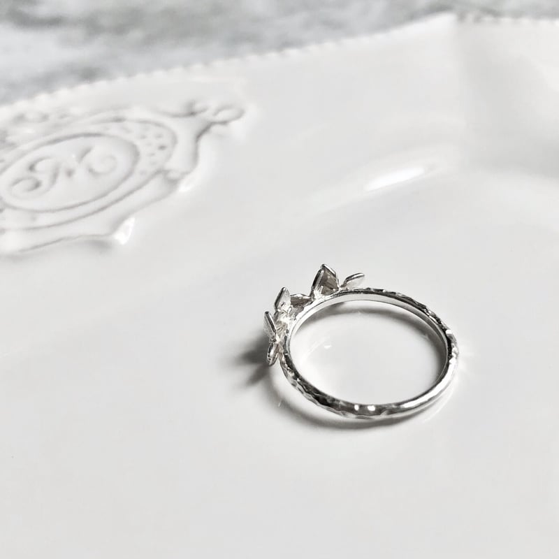 K18］petite butterfly dance ring | gisele