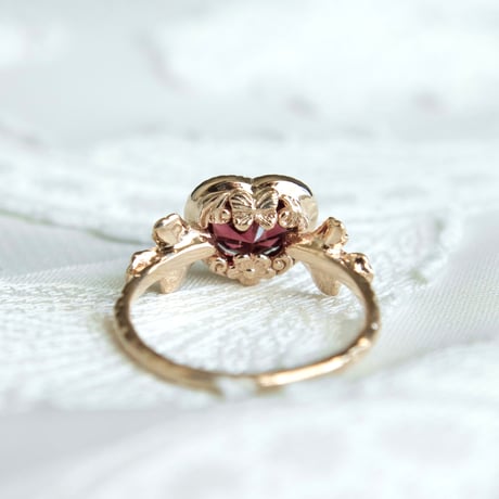 admired heart ring -M-