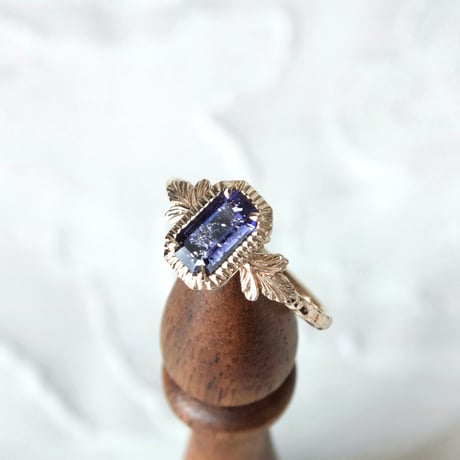 germinating iolite sunstone ring -S-