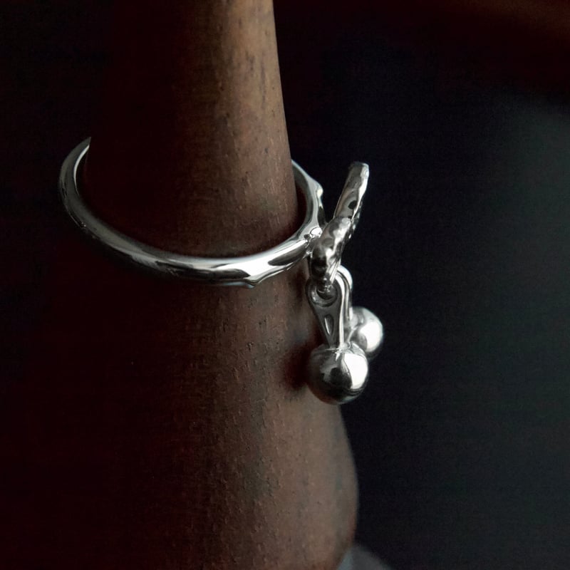 SV925］cherry branch ring | gisele