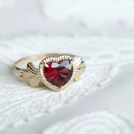 admired heart ring -M-