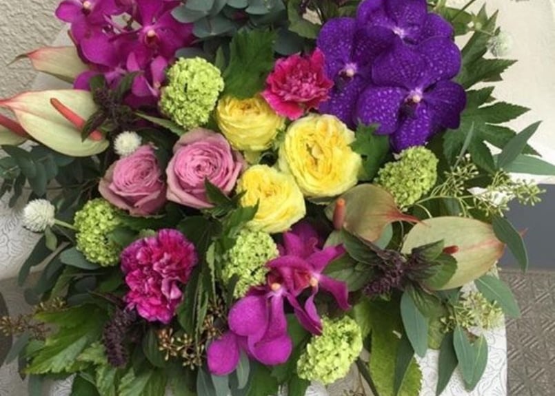 季節のフラワーアレンジメント | flower.gift.shop.yuu