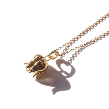 鈴木荘に咲く薔薇の蕾 necklace | G-series