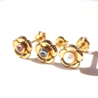 garden flower pierce | type A