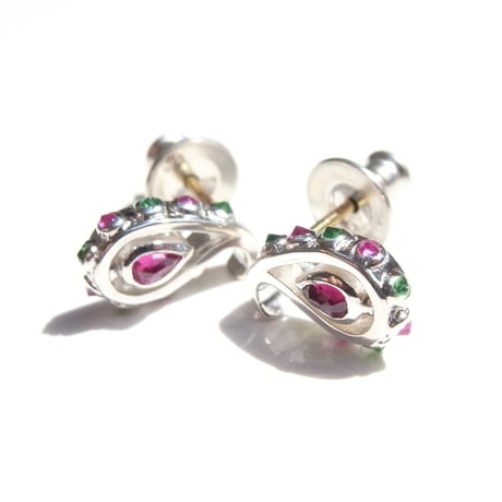 Paisley pierce | sv