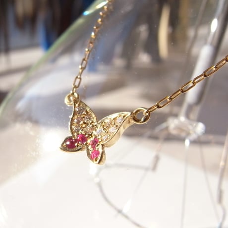 bijou butterfly necklace | dia × ruby