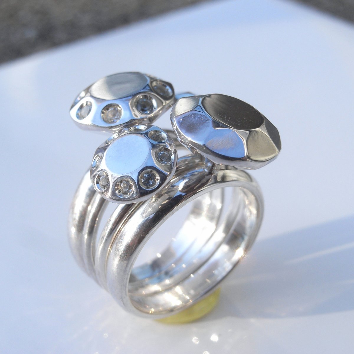 最終価格❤️定価20万超❣️大粒ダイヤ0.6カラットPtリング＃11 0.33ct(カラット)=0.066gのダイヤモンド買取価格相場