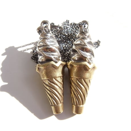 「ソフトクリーム」necklace