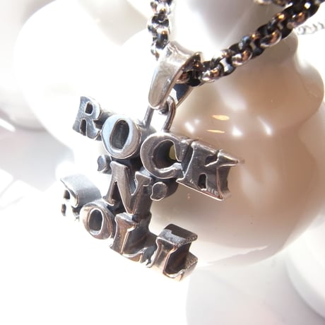 「ROCK 'N' ROLL」necklace