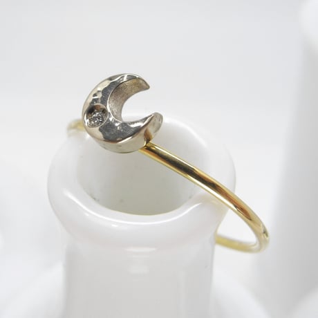 sottile  little moon!! ring