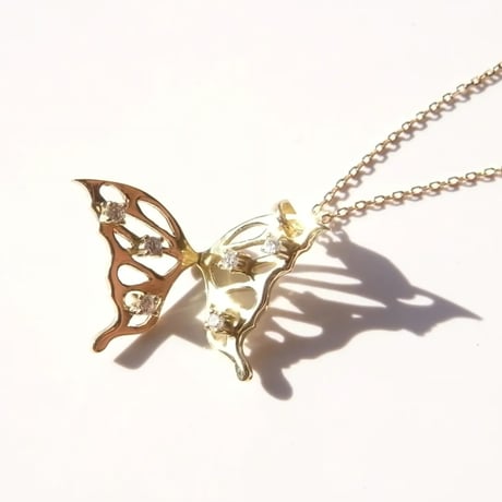 shiny butterfly!! necklace