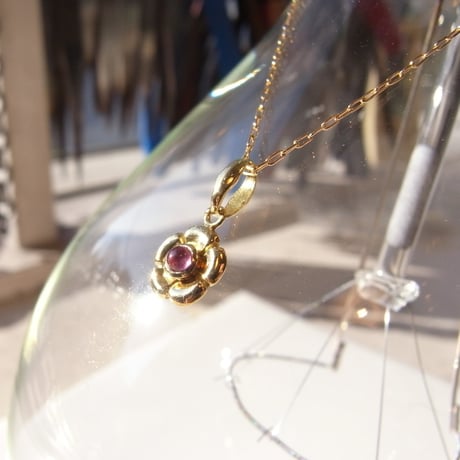 garden flower necklace | type A | rhodolite garnet