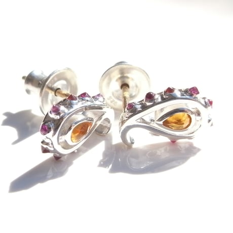 Paisley pierce!! (small) | sv